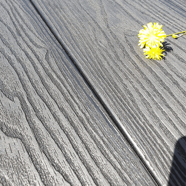 Does composite decking have woodgrain effect?