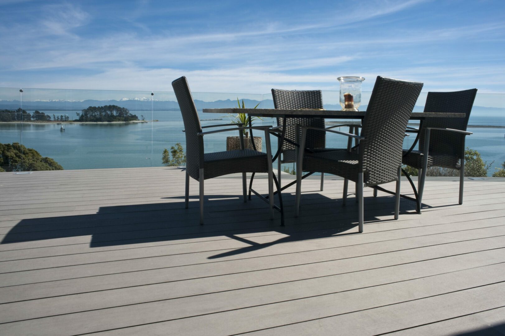 How to Choose Composite Decking for Public Places